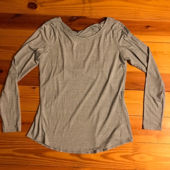 Athleta Light Blue Open Back Long Sleeve Top, EUC, M - Picture 3 of 13